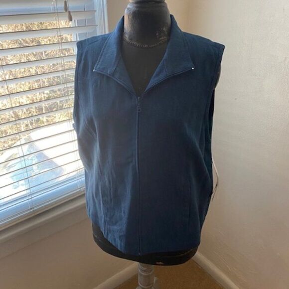 Koret Jackets & Blazers - City Blues by Koret vest, size PL